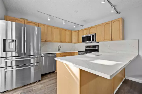 Palm Beach Gardens, FL 33418,625 6th Terrace