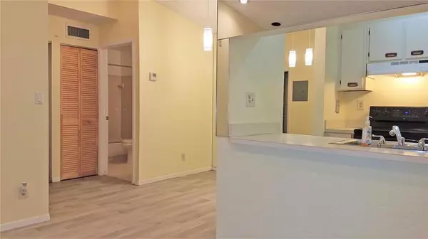 Boca Raton, FL 33428,9466 Boca Cove CIR 310