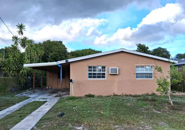 1240 W 33rd ST, Riviera Beach, FL 33404