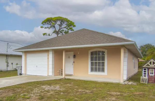 Vero Beach, FL 32962,426 SW 15th LN