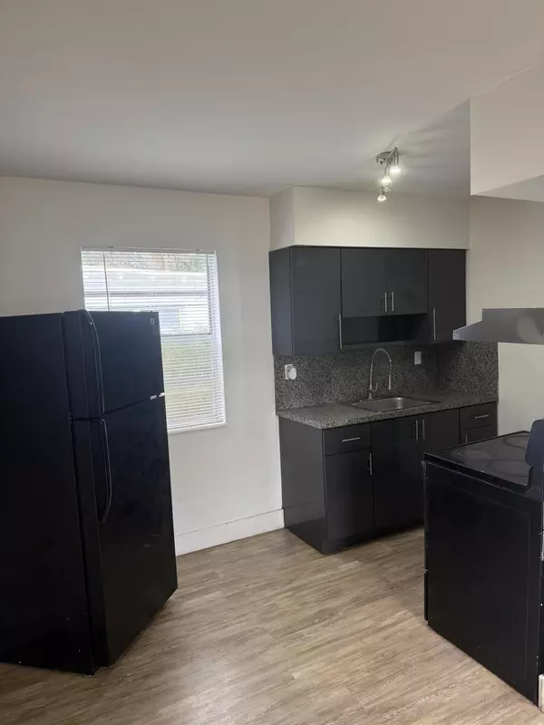 Fort Lauderdale, FL 33312,650 SW 15th AVE