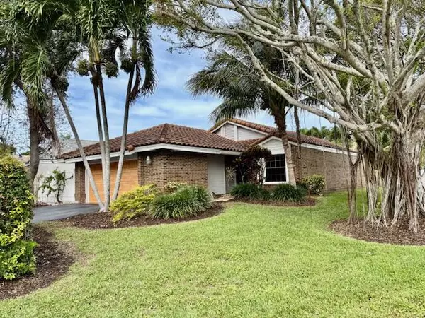 4105 NW 1st CT, Delray Beach, FL 33445
