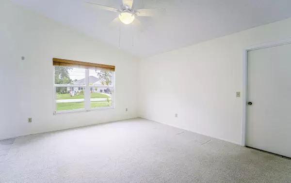 Port Saint Lucie, FL 34983,6851 NW Jorgensen RD