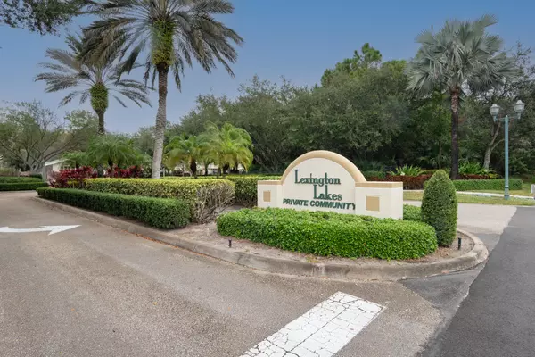 1600 SE Sheffield TER 201, Stuart, FL 34994