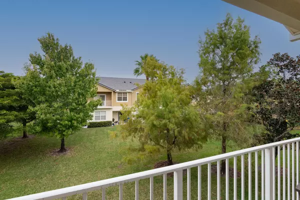 Stuart, FL 34994,1600 SE Sheffield TER 201