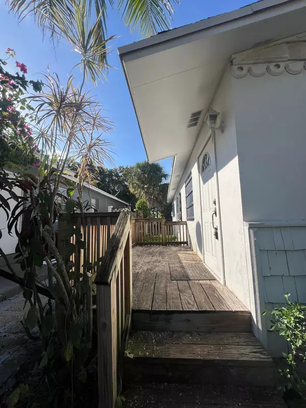 Jupiter, FL 33458,700 N N Hepburn AVE