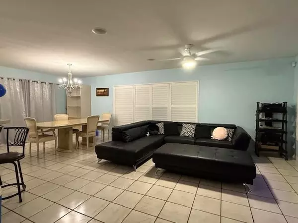 Port Saint Lucie, FL 34953,2585 SW Cameo BLVD