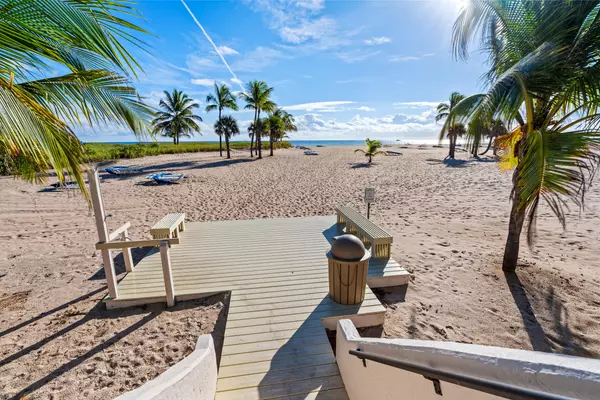 Fort Lauderdale, FL 33316,1578 S Ocean LN 114