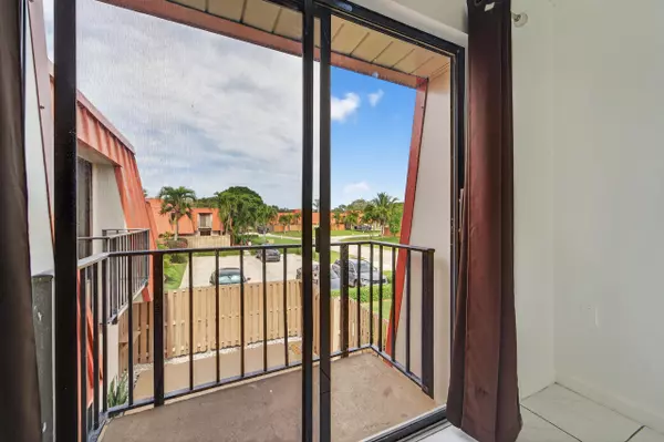 Palm Beach Gardens, FL 33410,3310 S Meridian WAY A