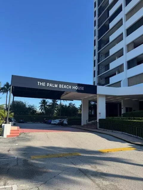 West Palm Beach, FL 33407,5600 N Flagler DR 401