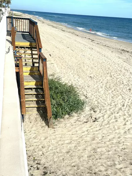 3540 S Ocean BLVD 409, South Palm Beach, FL 33480