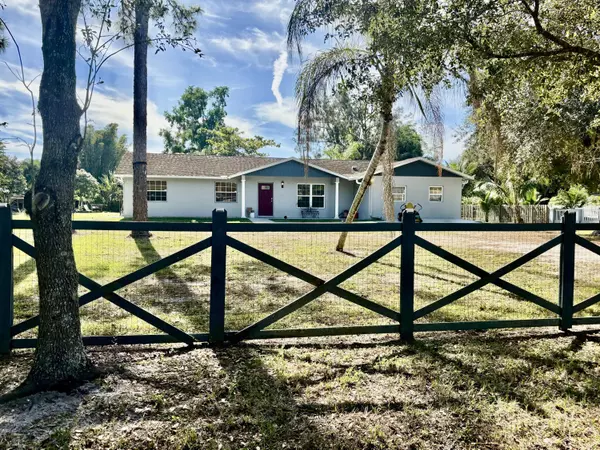 16318 E Glasgow DR, The Acreage, FL 33470