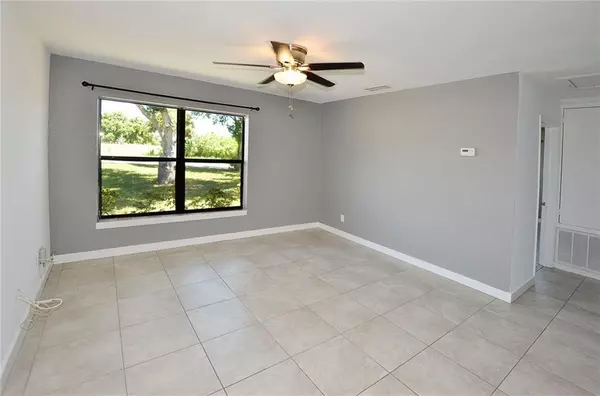 Vero Beach, FL 32962,110 SW 6th CT