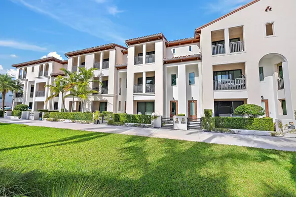 12514 Gross Pointe DR, Palm Beach Gardens, FL 33418