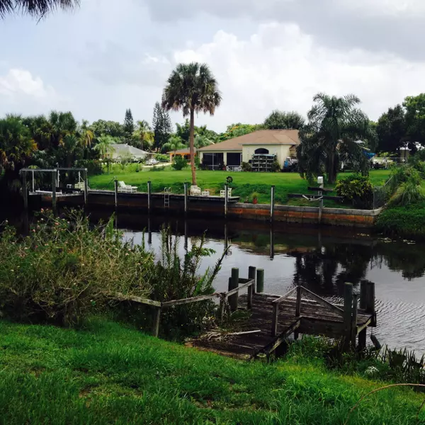 38 Alta Loma, Port Saint Lucie, FL 34952