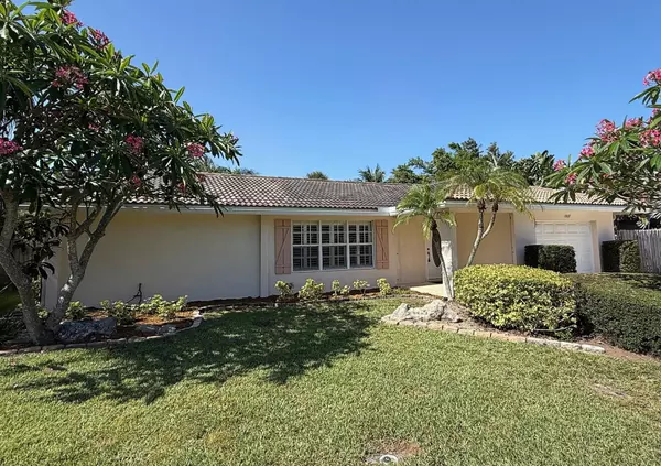 1807 Crafton RD, North Palm Beach, FL 33408