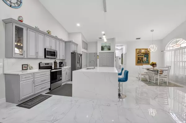 Delray Beach, FL 33484,6247 Heliconia RD