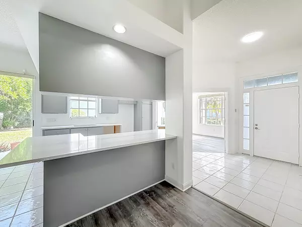 Port Saint Lucie, FL 34986,240 NW Bentley CIR