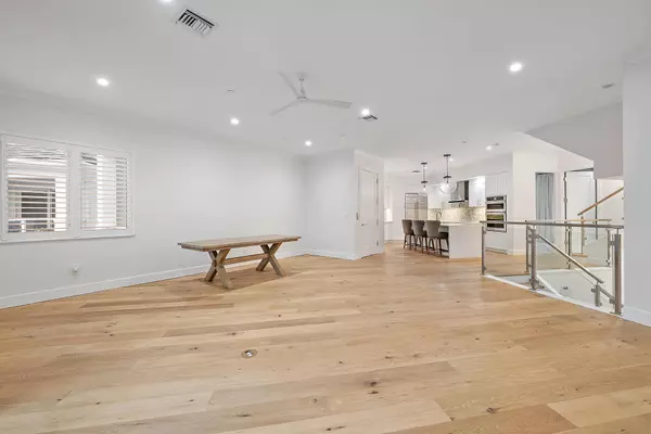 North Palm Beach, FL 33408,112 N Water Club CT