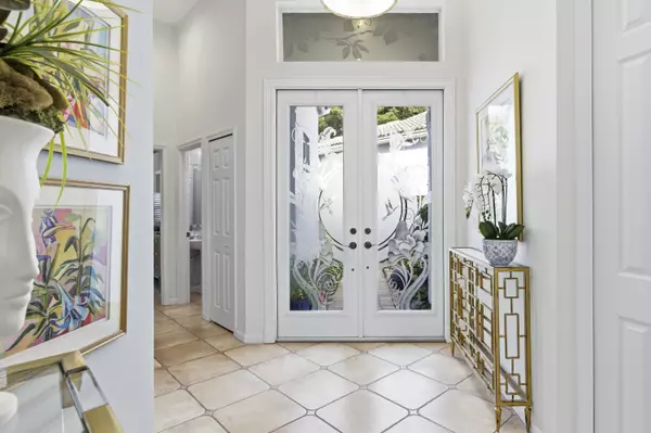 Palm Beach Gardens, FL 33418,121 Sunset Bay DR