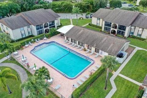 5795 La Pinata BLVD C-2, Greenacres, FL 33463