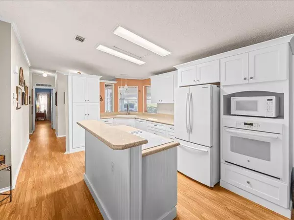 Port Saint Lucie, FL 34952,3817 Sleepy Hollow LN