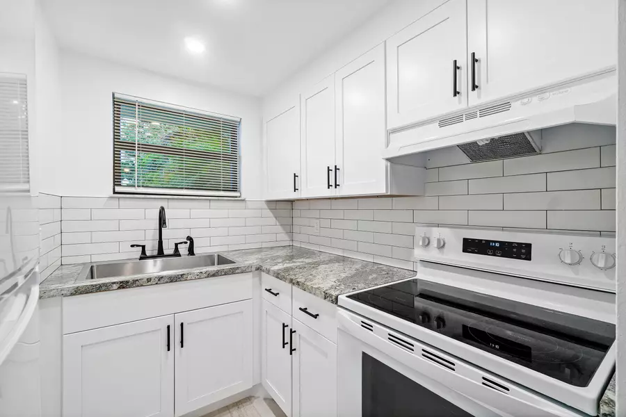 626 N Federal HWY 3, Lake Worth Beach, FL 33460