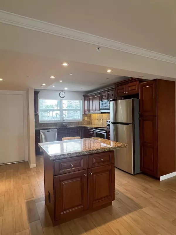 Highland Beach, FL 33487,3224 S Ocean BLVD 310-B