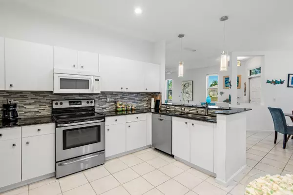 Boynton Beach, FL 33437,5851 Island Reach LN