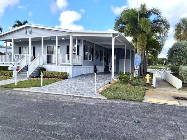 Deerfield Beach, FL 33442,1215 Poinsettia DR