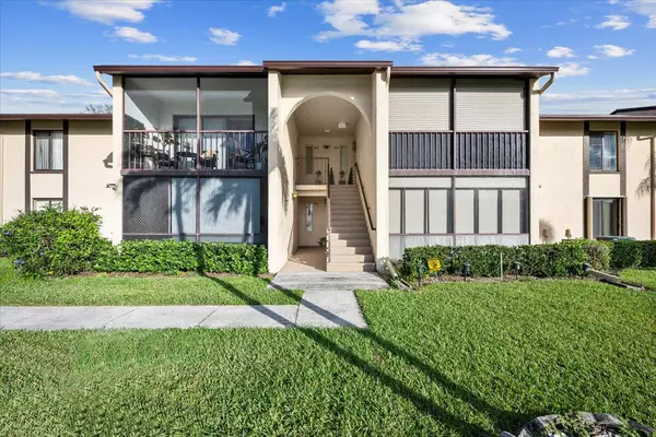 Greenacres, FL 33415,827 Sky Pine WAY G1