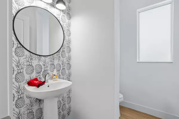 Palm Beach Gardens, FL 33418,13625 Dumont RD