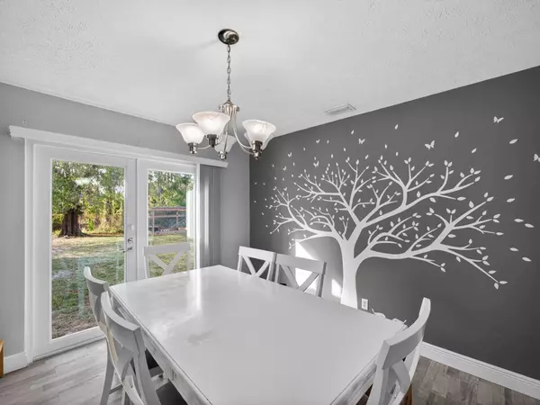 Port Saint Lucie, FL 34953,3142 SW Bridge ST