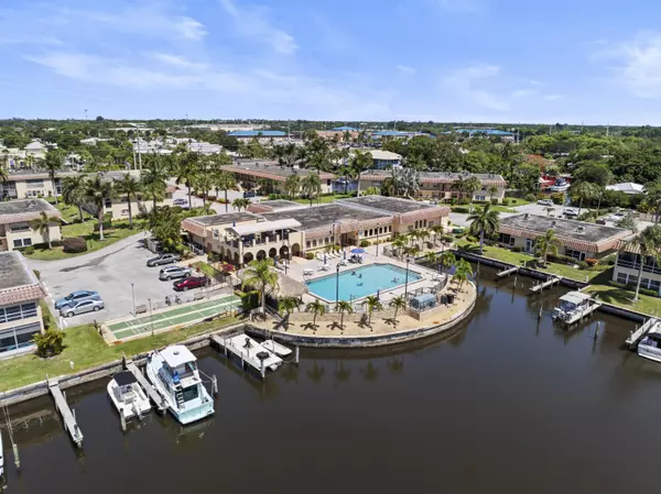 Stuart, FL 34994,2600 S Kanner HWY F8