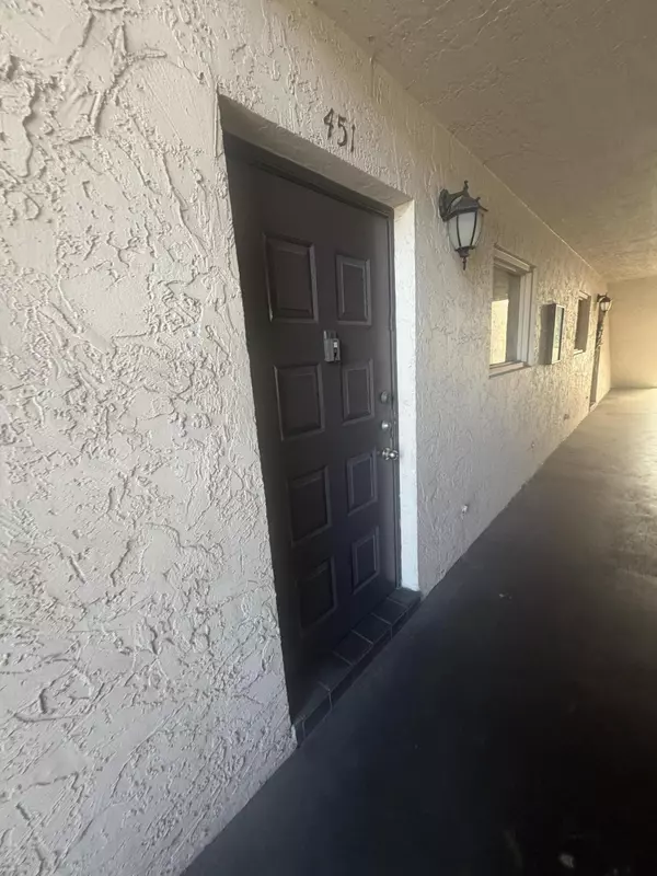 Margate, FL 33063,451 N Laurel DR 1502