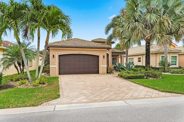Boynton Beach, FL 33473,8687 Cathedral Peak CT
