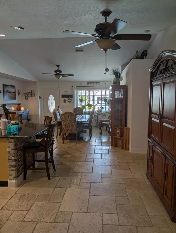 Port Saint Lucie, FL 34953,4134 SW Alice ST