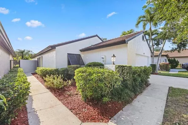 Palm Beach Gardens, FL 33418,61 N Ironwood WAY