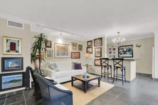 Jupiter, FL 33477,1605 S Us Highway 1 11c