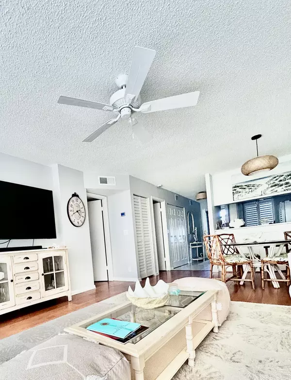 Jupiter, FL 33477,353 S Us Highway 1 C202