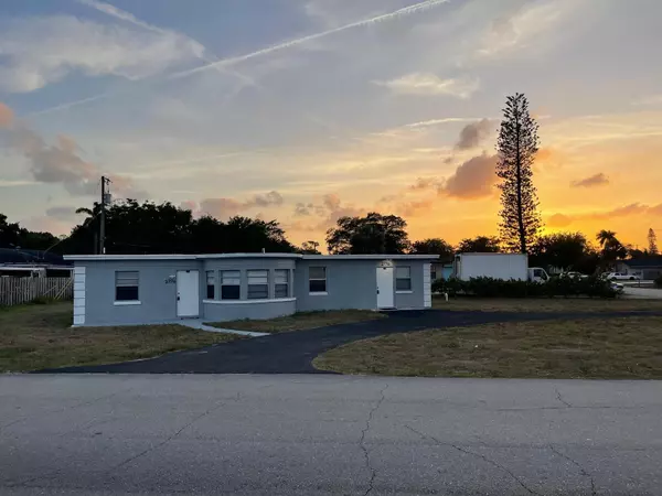 Palm Springs, FL 33406,2776 Seminole RD