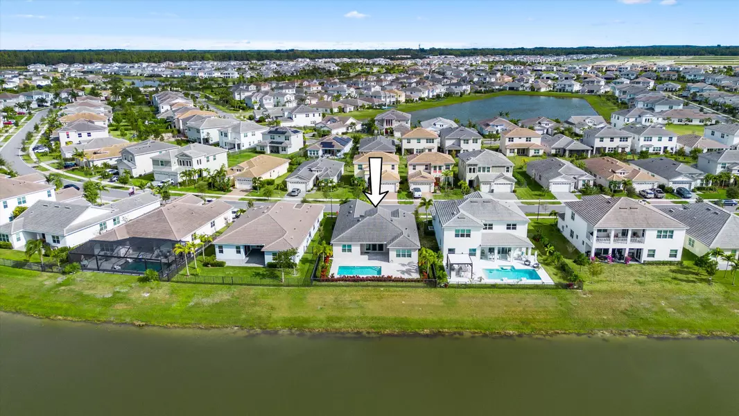 5573 Liberty LN, The Acreage, FL 33470