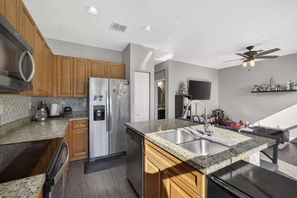 Riviera Beach, FL 33410,6017 Pine Tree WAY