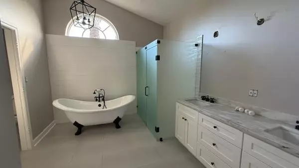 Lake Worth, FL 33467,4393 Hunting TRL