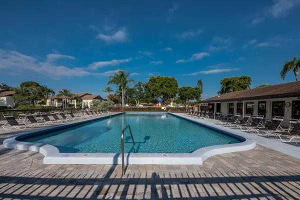 West Palm Beach, FL 33417,4765 Sable Pine CIR B1