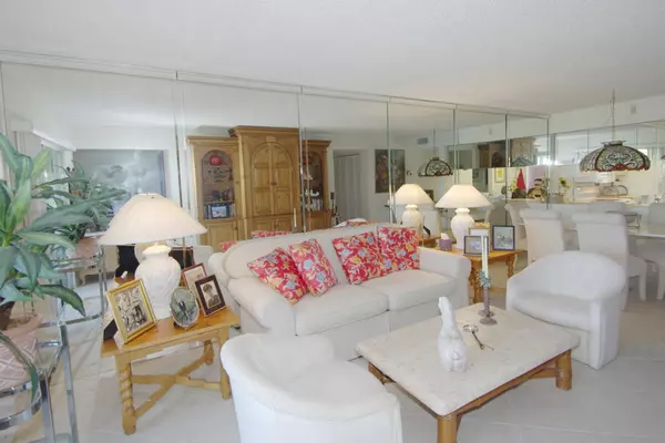 Coconut Creek, FL 33066,4801 Martinique PL Apt A1