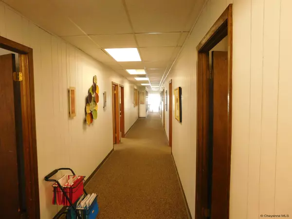 Cheyenne, WY 82001,813 E LINCOLNWAY