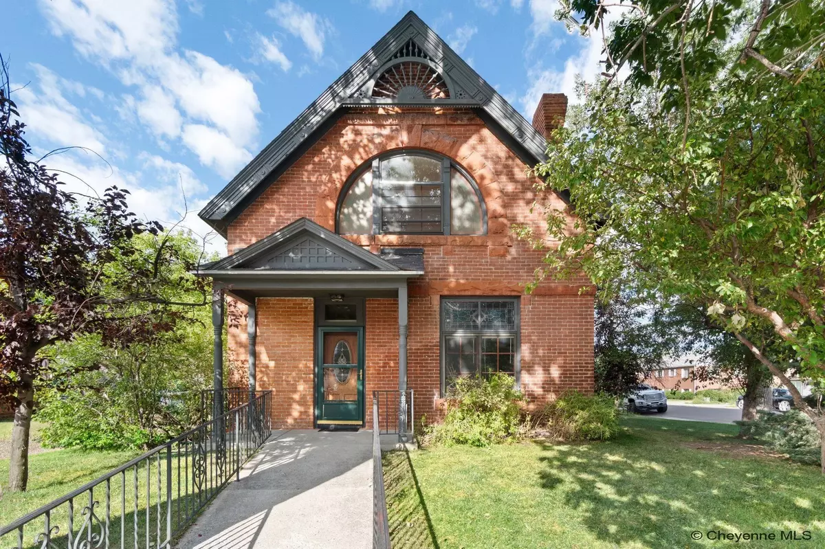 Cheyenne, WY 82001,2103 EVANS AVE