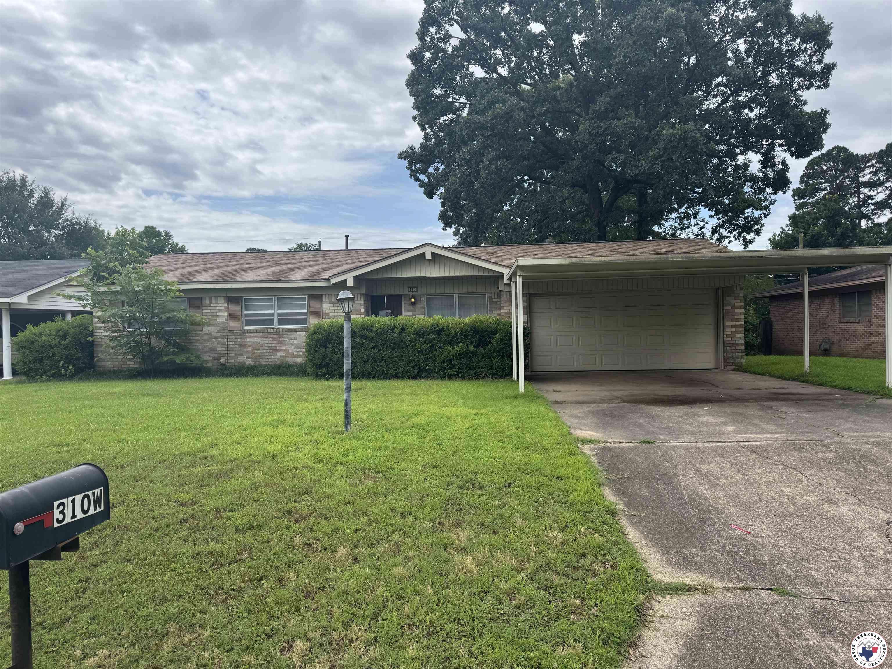 Wake Village, TX 75501,310 W Greenfield