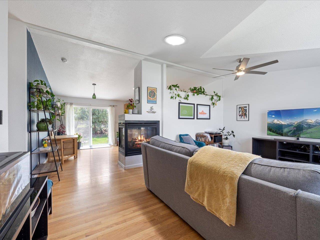 Montrose, CO 81401,901 6530 Road